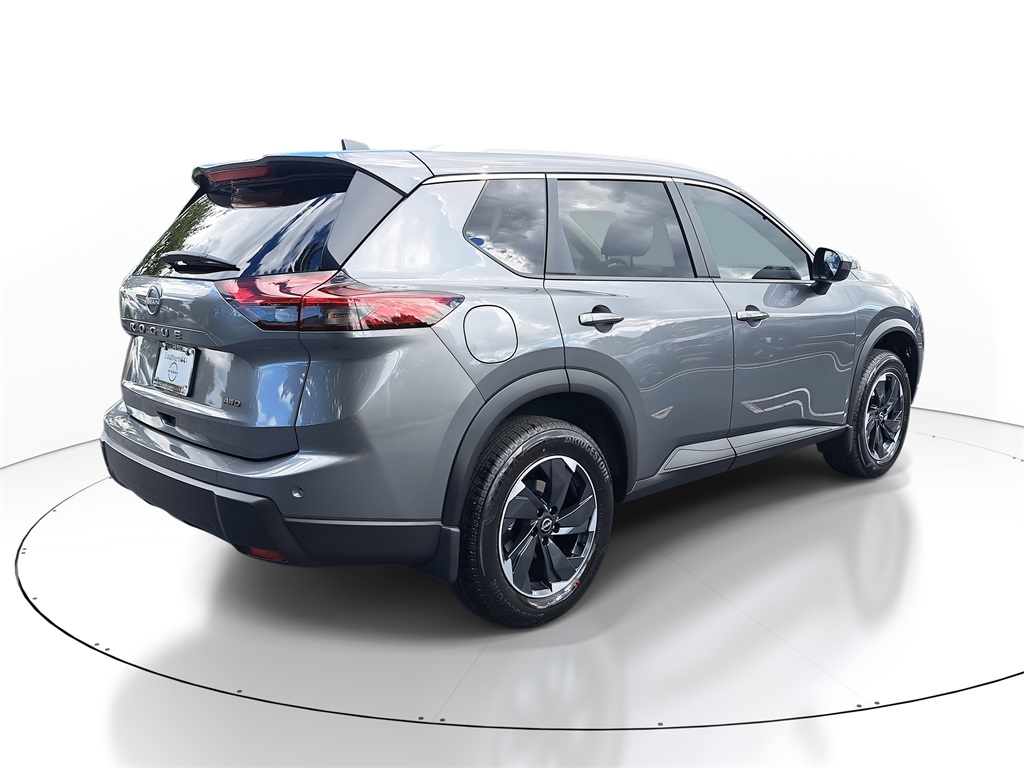 2026 Nissan Rogue SV photo 6