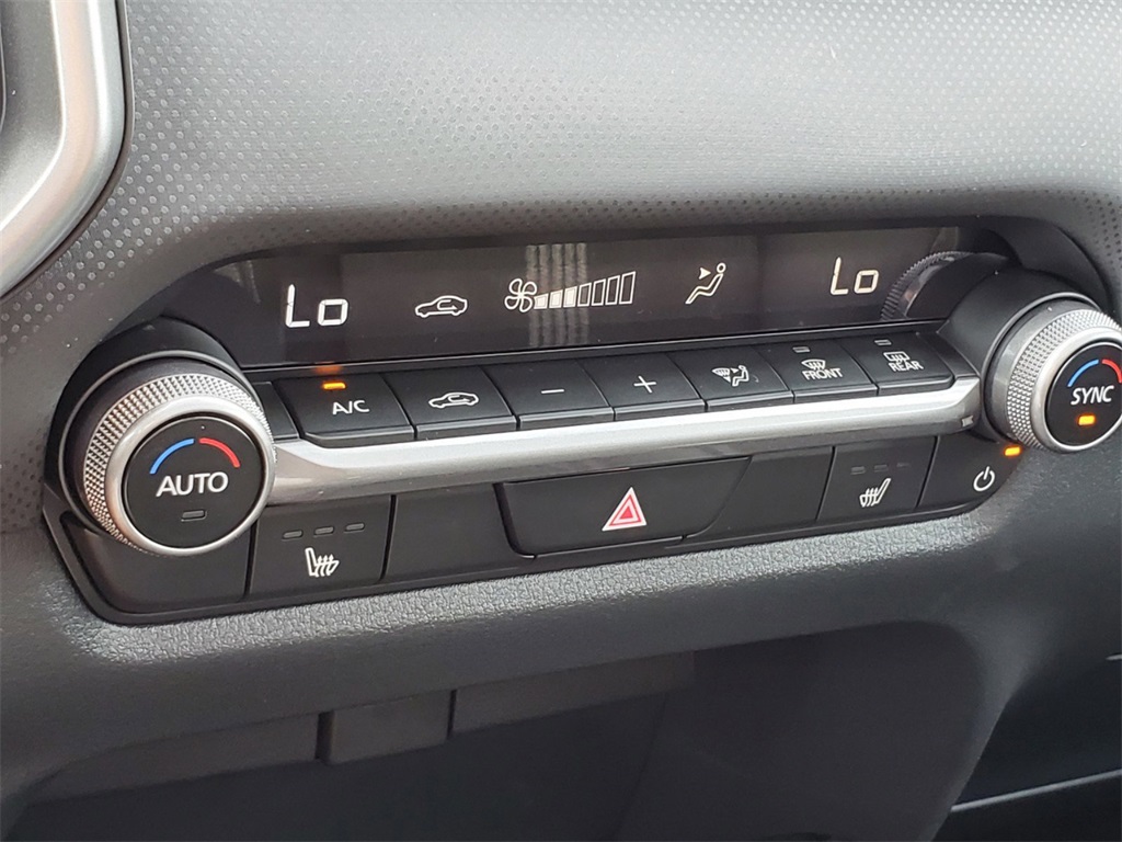 2025 Mazda CX-50 2.5 S Premium photo 7