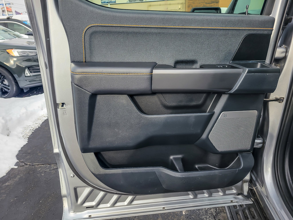 2025 FORD F-150 - Image 20