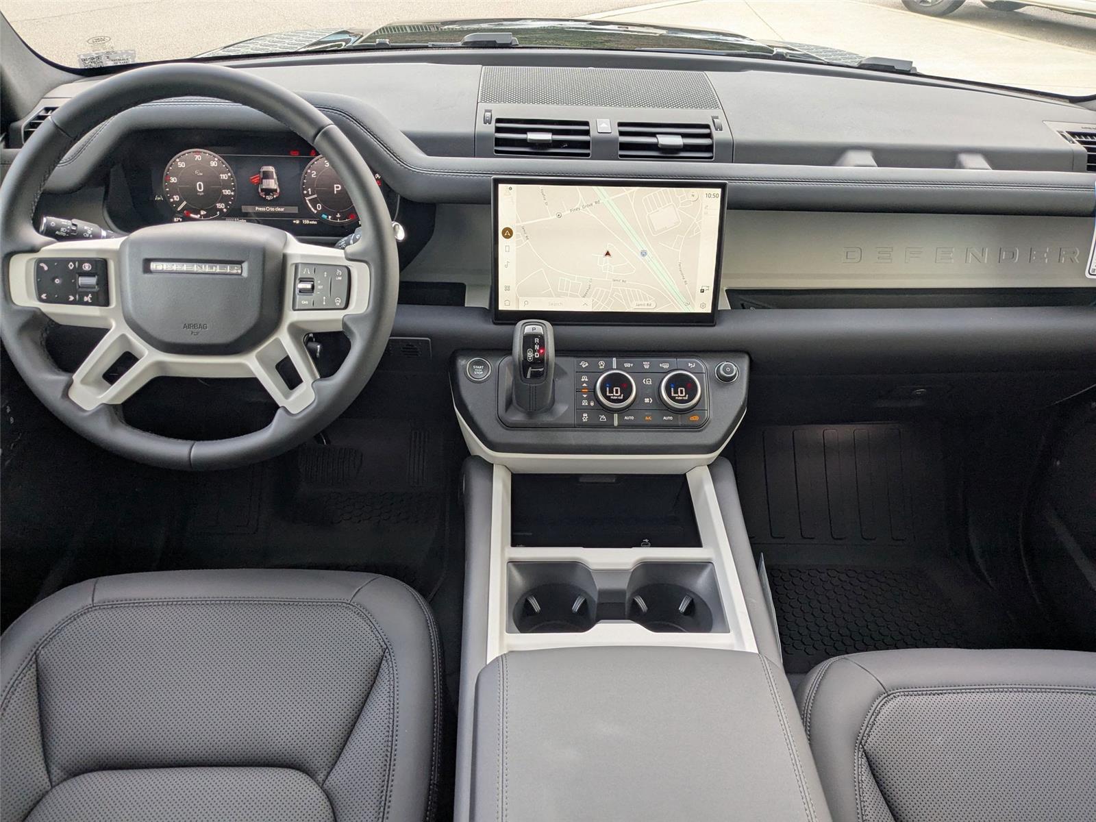 2025 Land Rover Defender 110 S photo 28