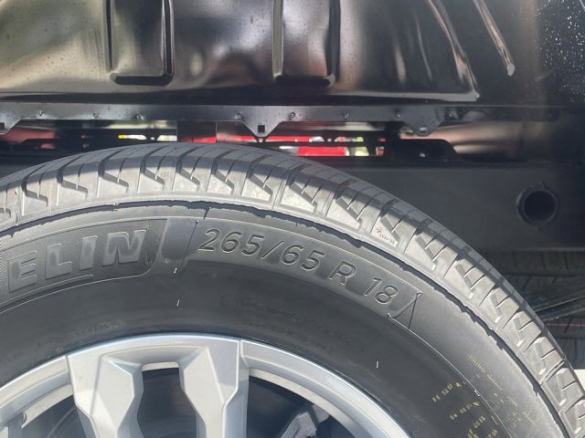 2025 Chevrolet Silverado 1500 LT photo 15