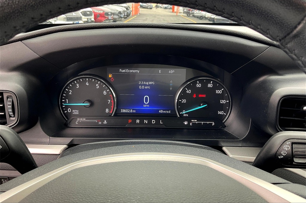 2022 Ford Explorer XLT photo 17
