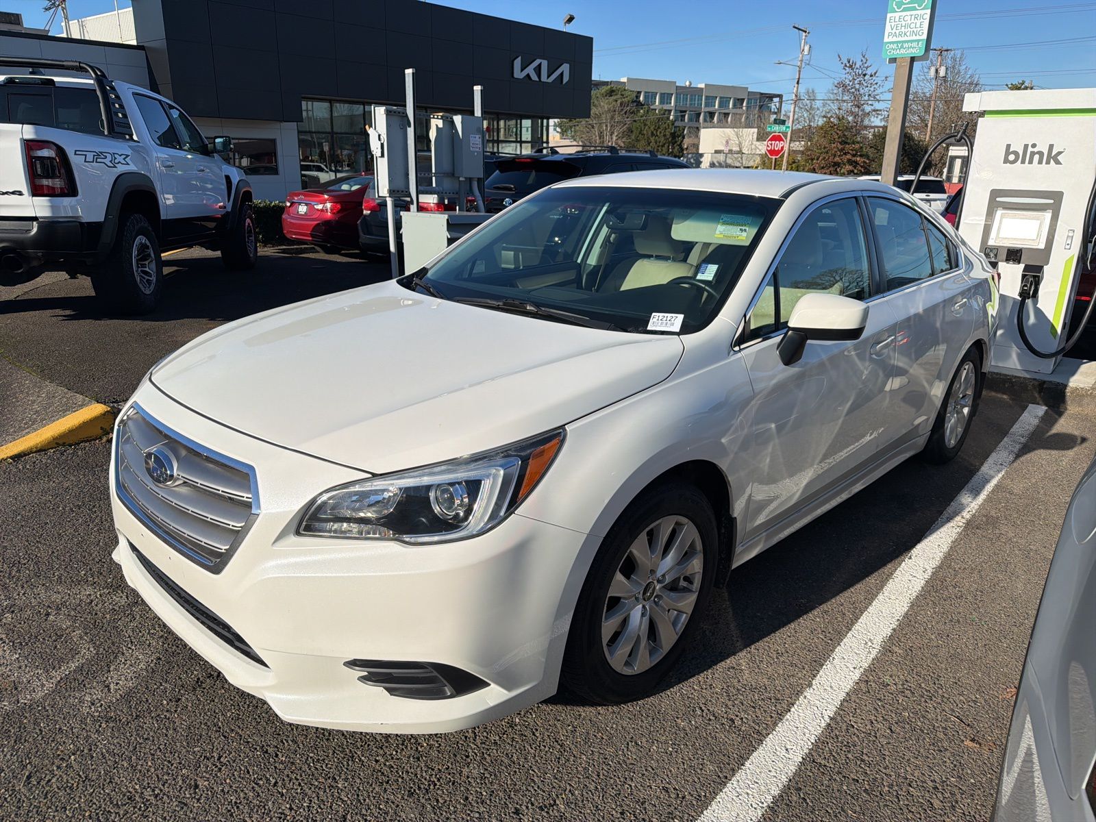 2017 Subaru Legacy Premium's photo