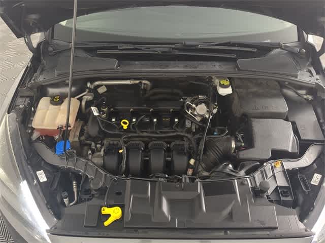 2018 Ford Focus SEL photo 6