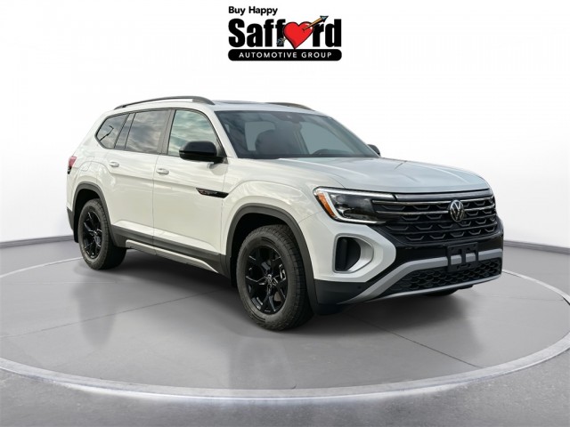 2025 Volkswagen Atlas 2.0T Peak Edition SE