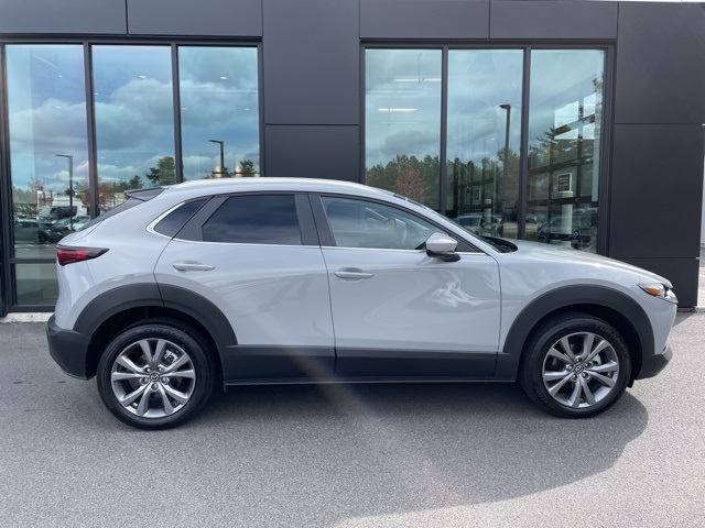 2025 Mazda CX-30 2.5 S Preferred photo 3