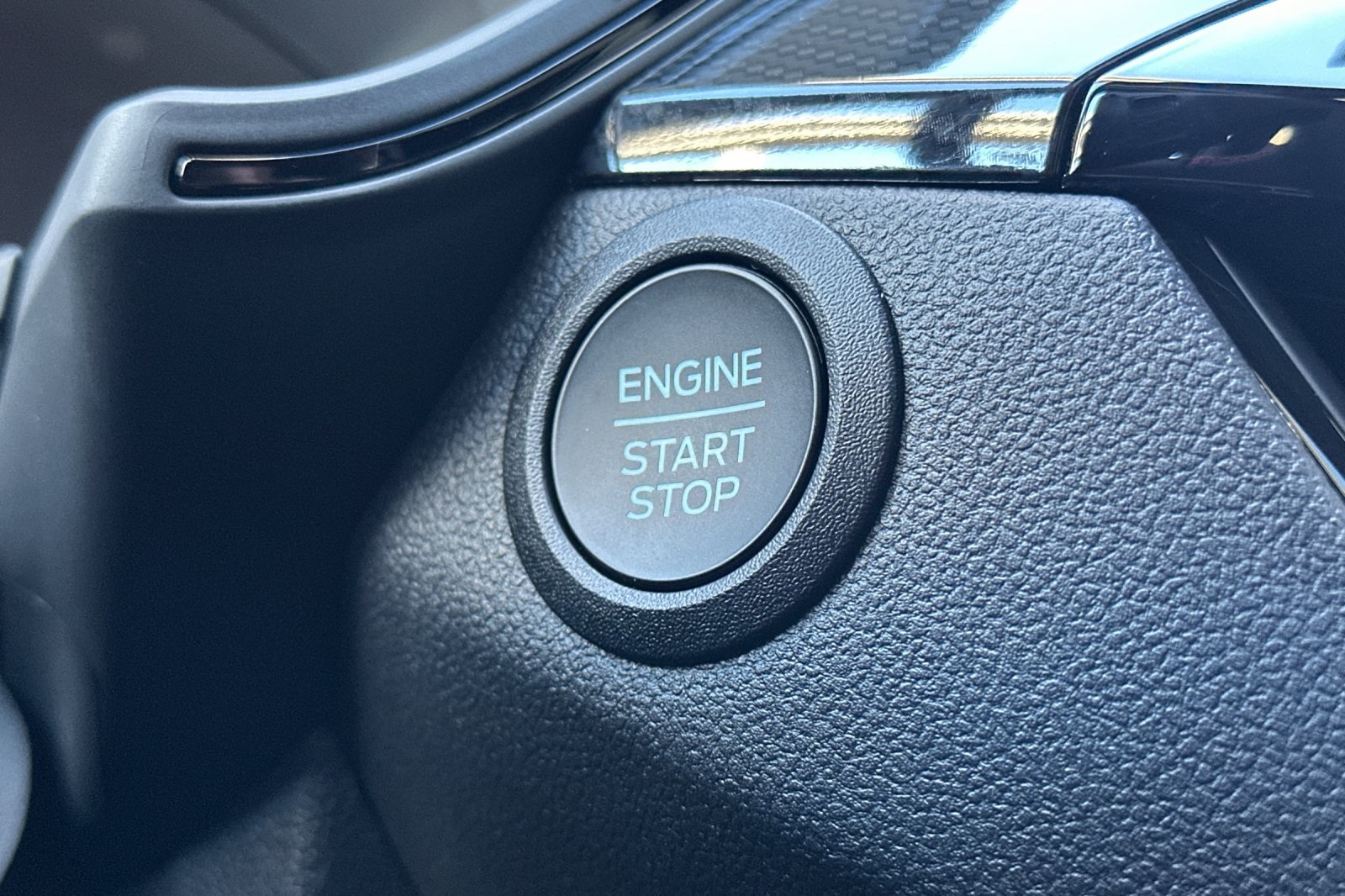 2025 Ford Escape ST-Line photo 21