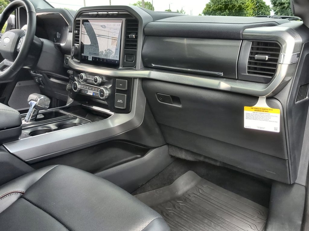 2023 Ford F-150 Lariat photo 29