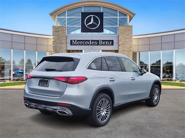 2026 Mercedes Benz GLC 300 4MATIC photo 3