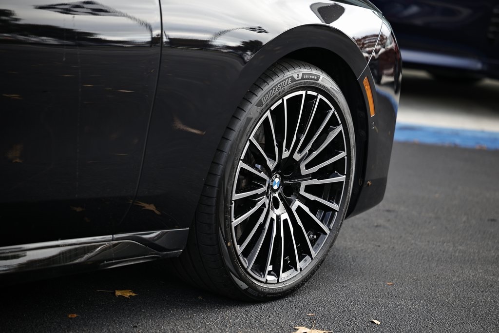 2025 Bmw 740i 7-series photo 3