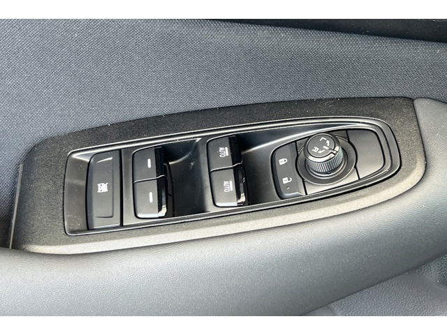 2025 Subaru Outback Base photo 8