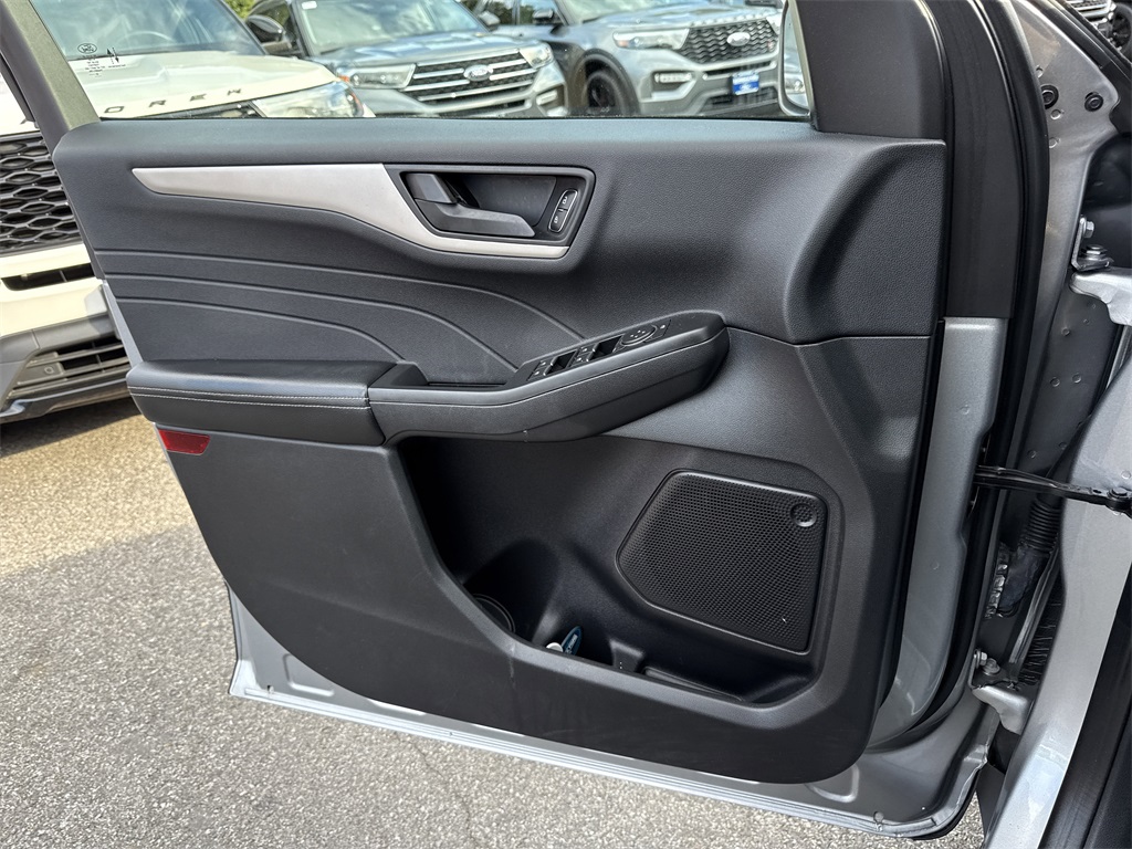 2022 Ford Escape SE photo 24