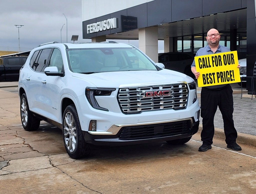 2026 GMC Acadia Denali's photo