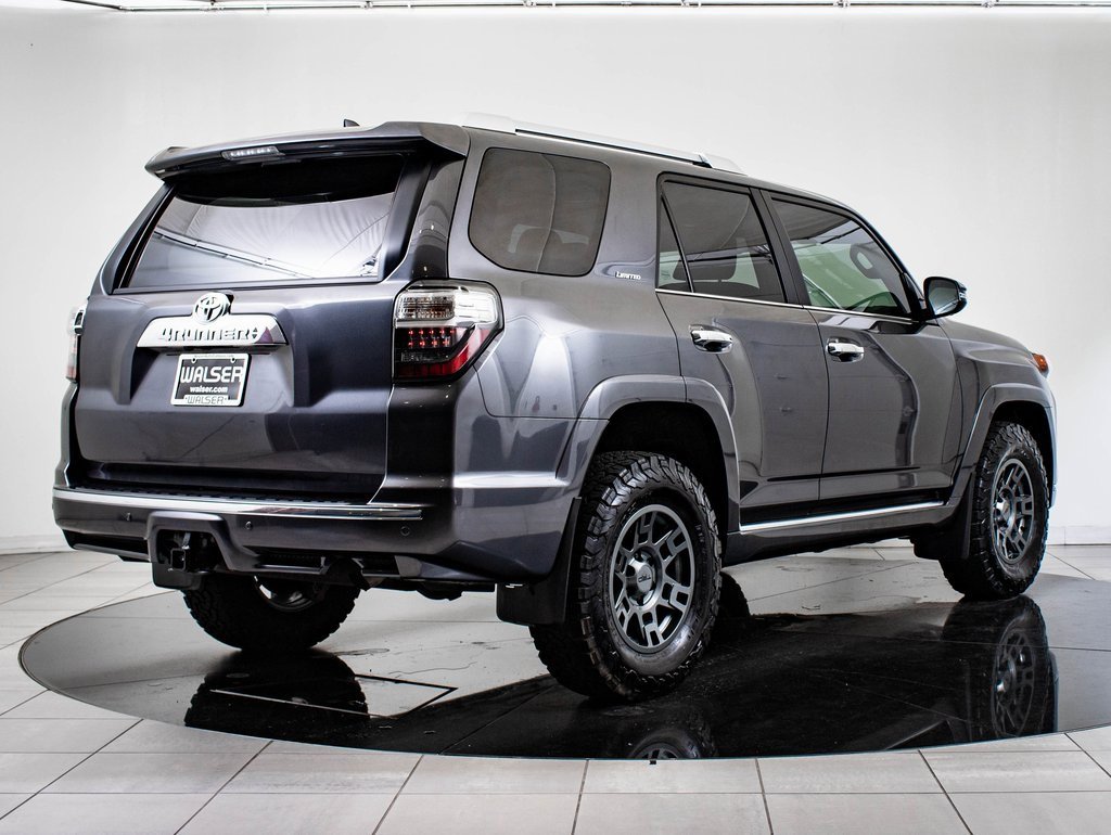 2022 Toyota 4Runner Limited photo 7