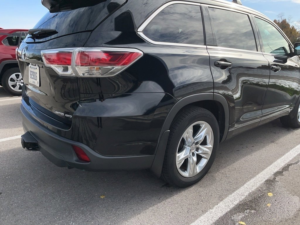 Used 2015 Toyota Highlander Limited Platinum with VIN 5TDDKRFH3FS150381 for sale in Fort Wright, KY