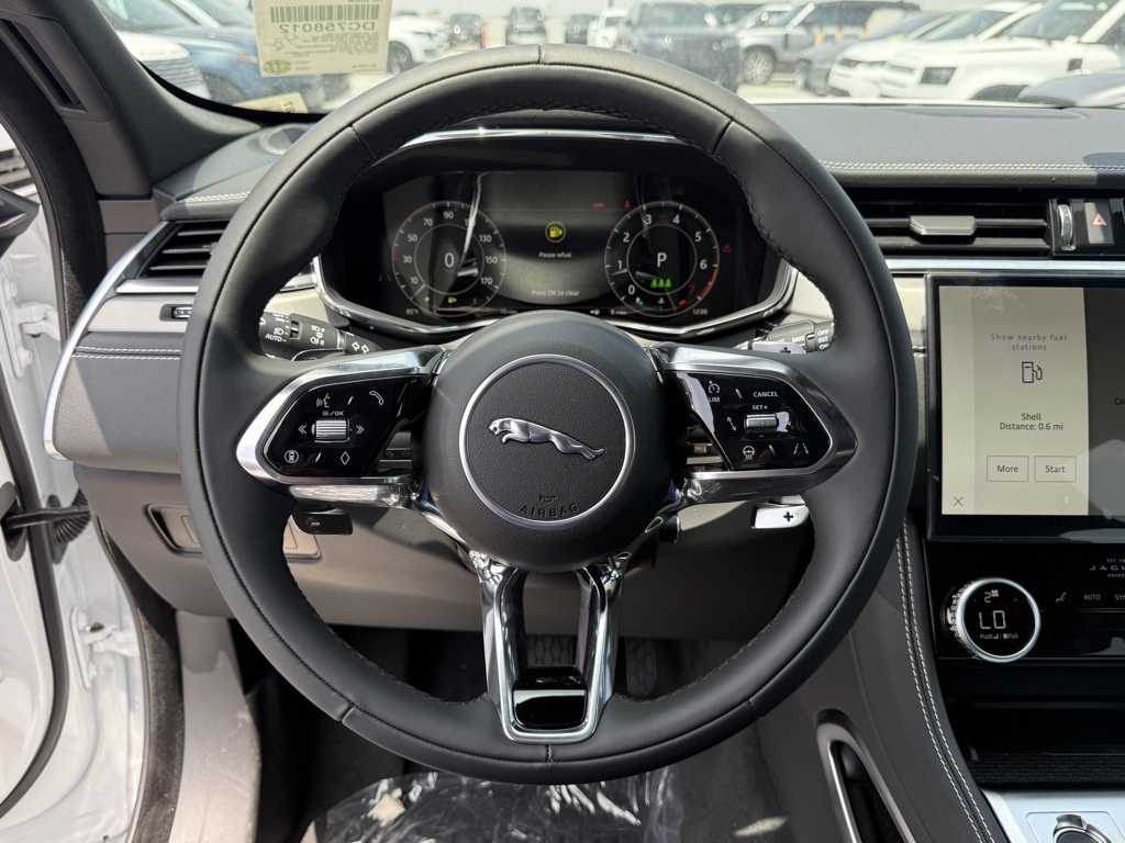 2026 Jaguar F-PACE P250 R-Dynamic S photo 6