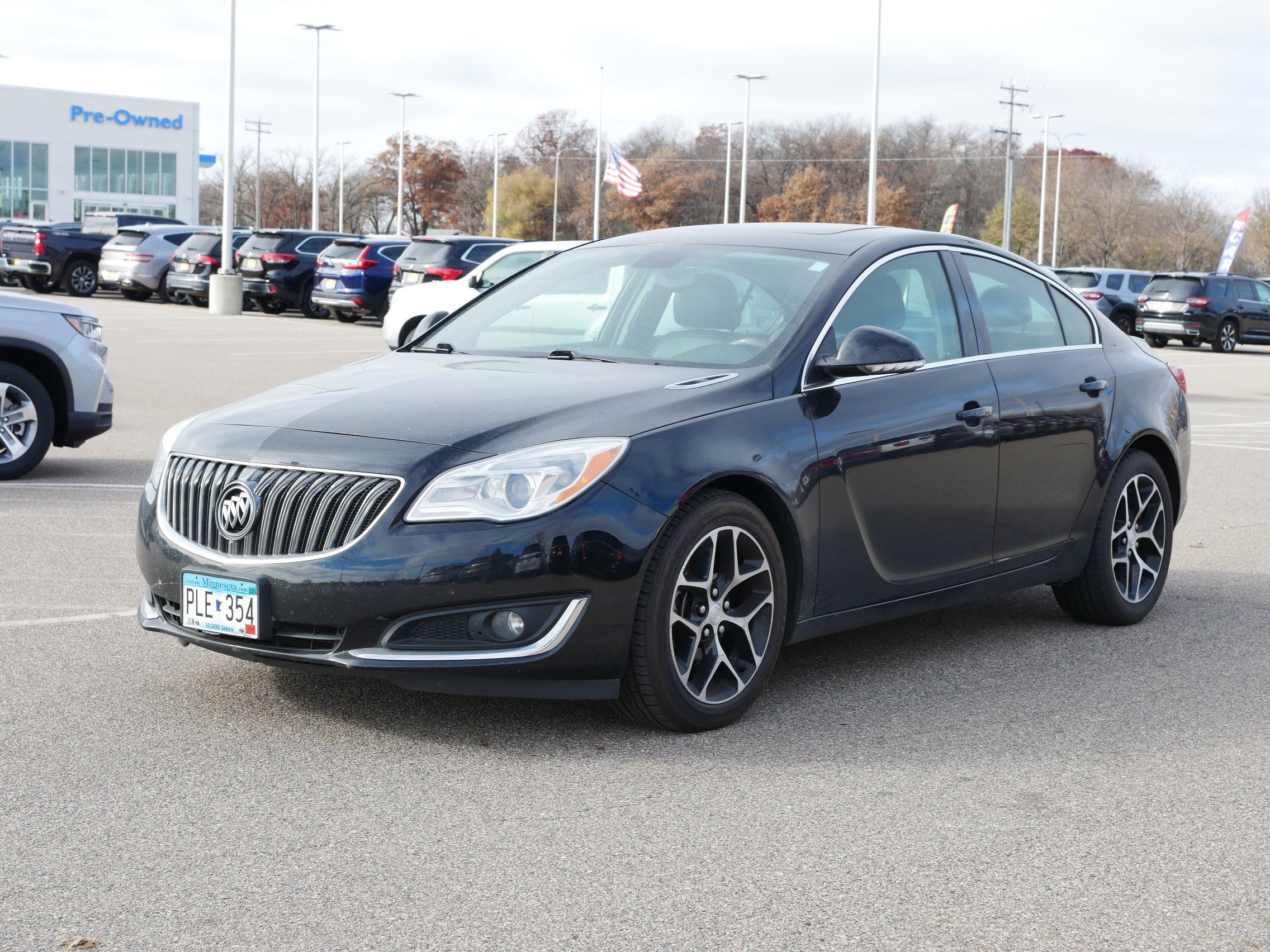 Used 2016 Buick Regal Sport Touring with VIN 2G4G35EX3G9198139 for sale in Waite Park, Minnesota