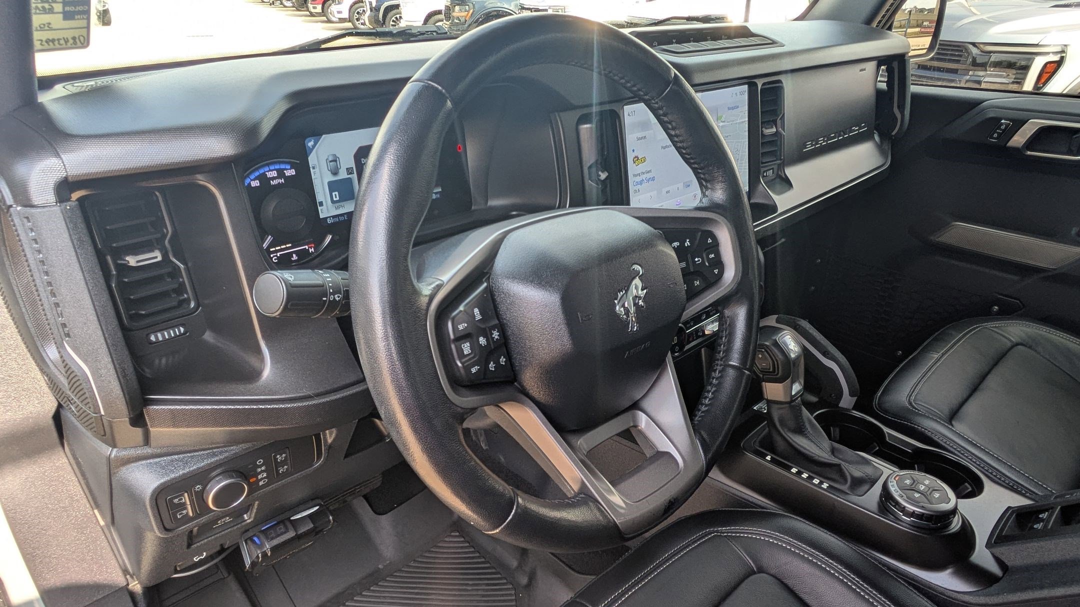 2021 Ford Bronco First Edition photo 21