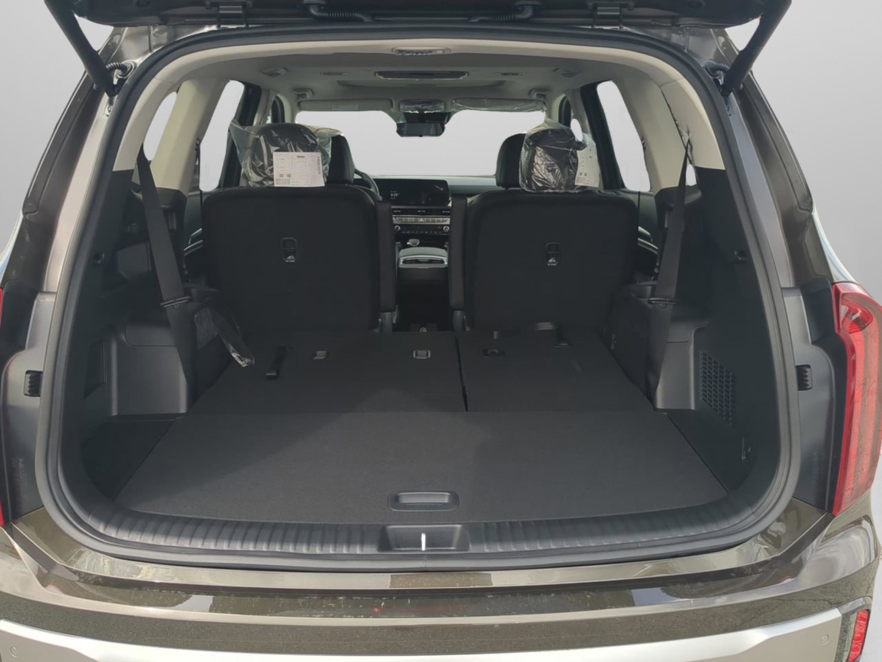 2025 Kia Telluride S photo 10