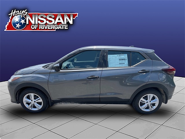 2025 Nissan Kicks Play S photo 3