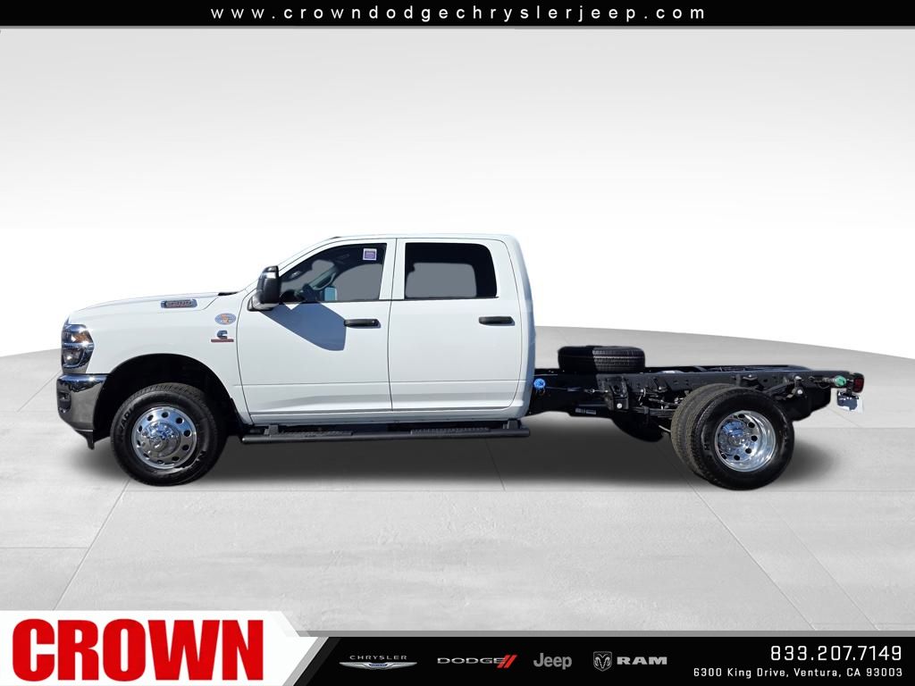 2026 Ram 3500 Tradesman photo 3