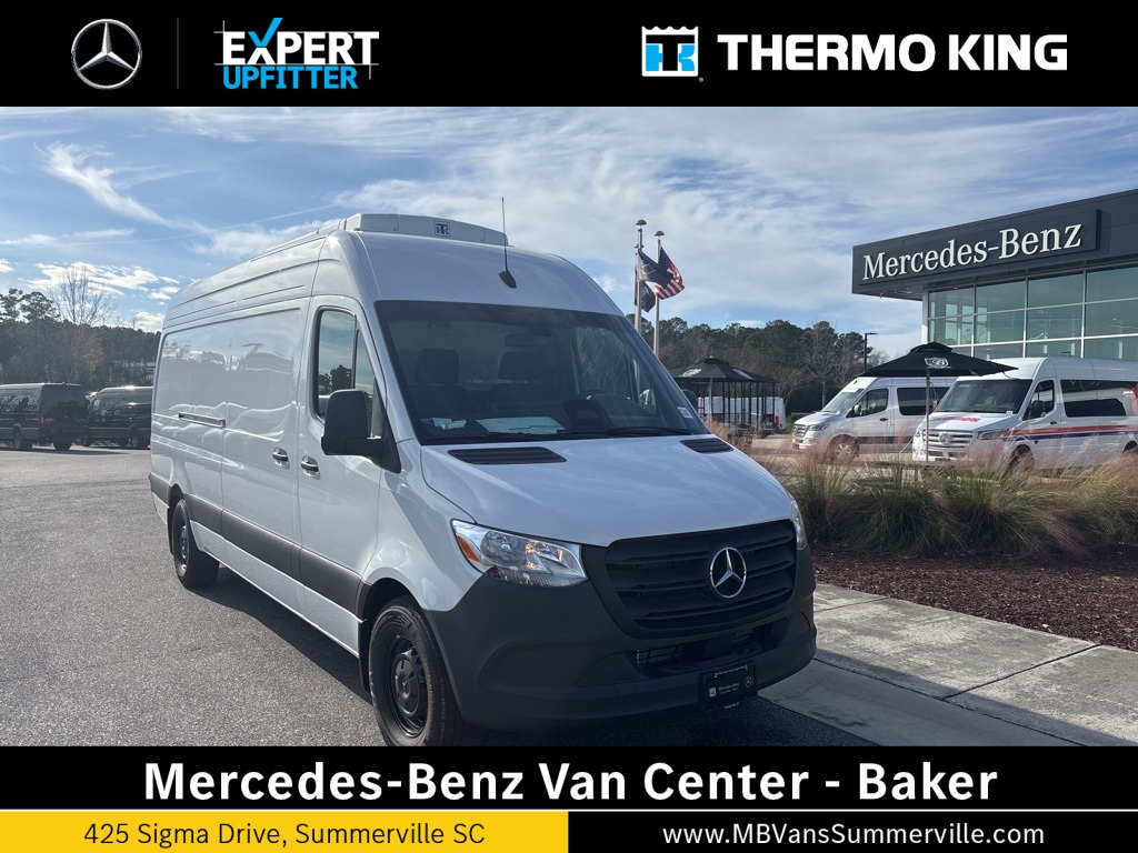 2026 Mercedes-Benz Sprinter Cargo Van 2500's photo