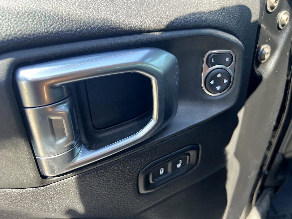 2022 Jeep Wrangler 4xe Unlimited Sahara photo 17