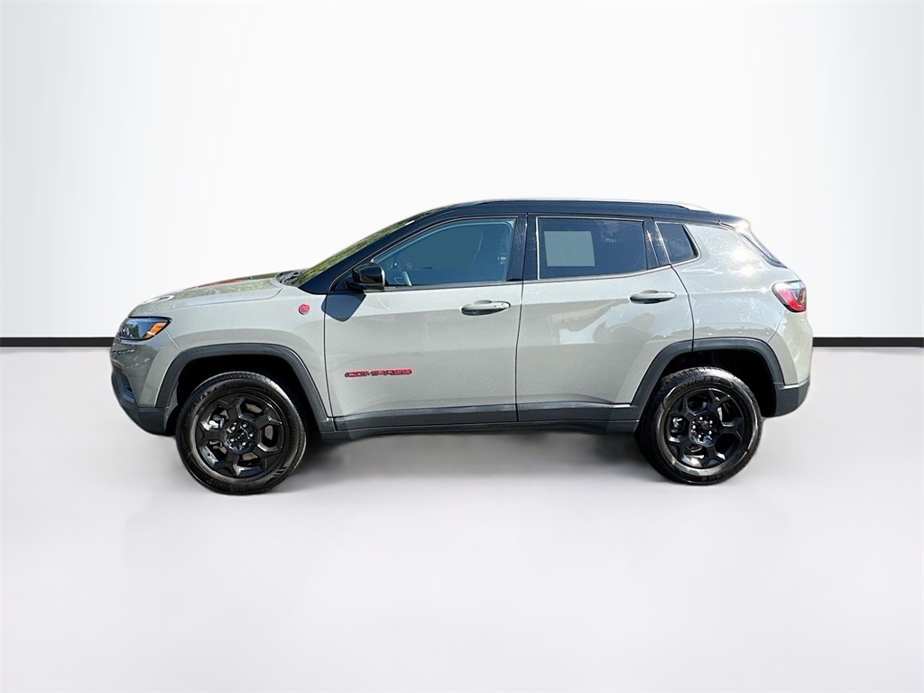 2023 Jeep Compass Trailhawk photo 8