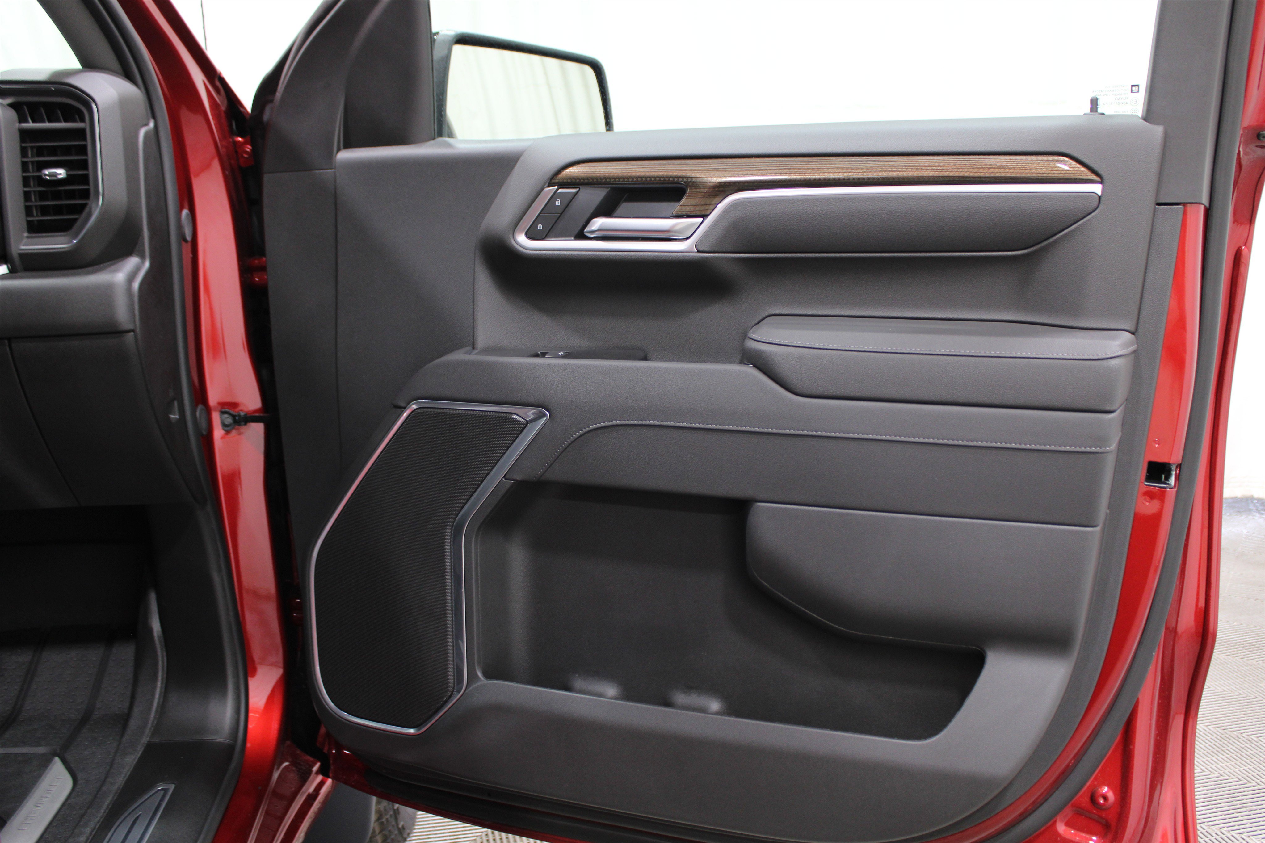 2026 Chevrolet Silverado 1500 RST photo 21