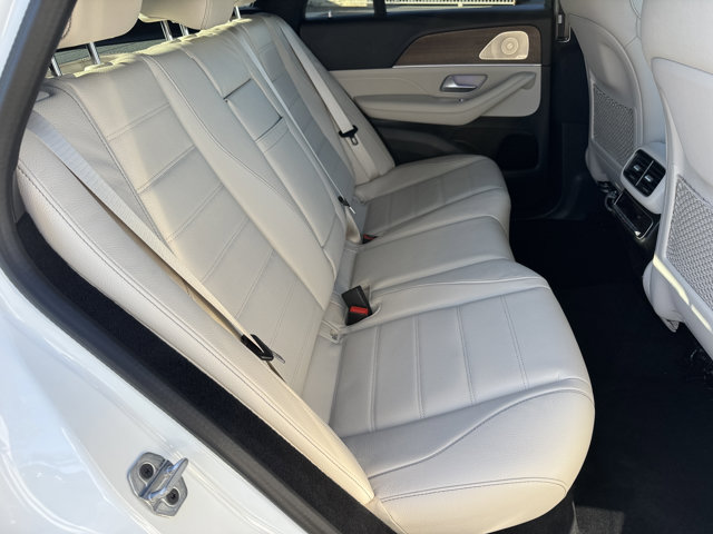 2026 Mercedes Benz GLE 450 4MATIC photo 4