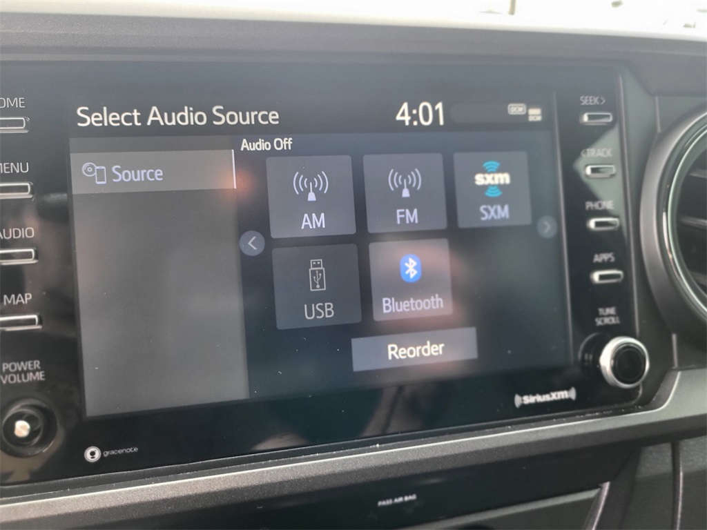2020 Toyota Tacoma TRD Off-Road photo 12