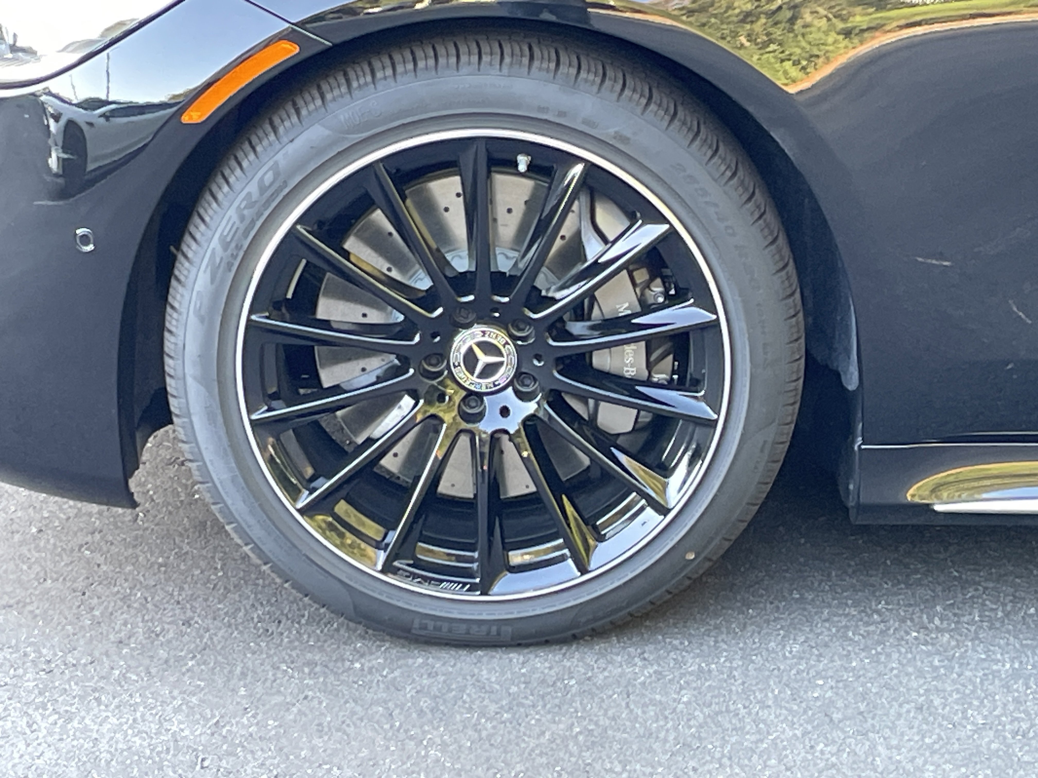 2026 Mercedes Benz S 580 4MATIC photo 3