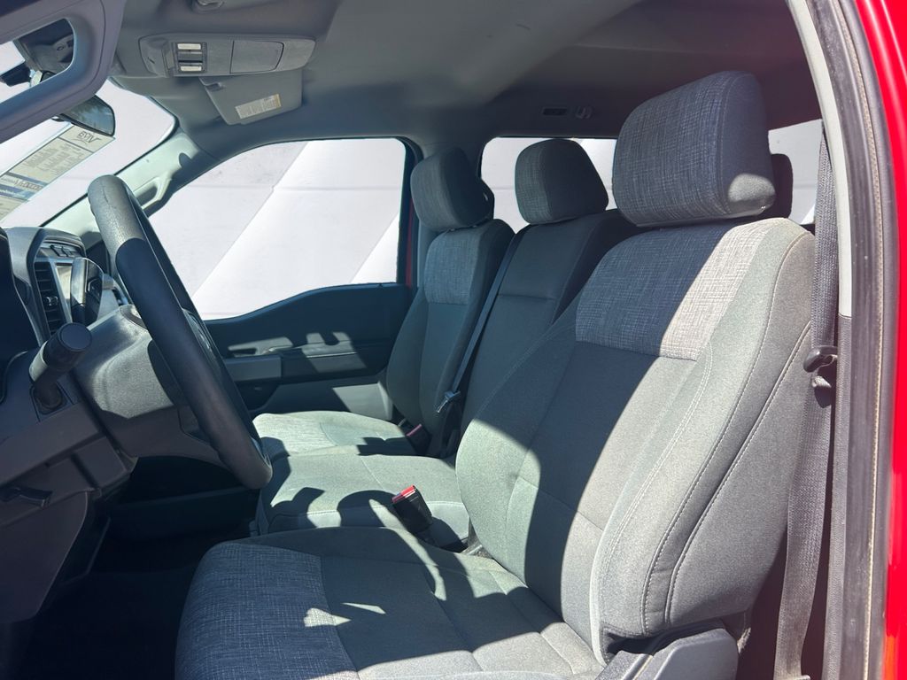 2023 Ford F-150 XLT photo 7