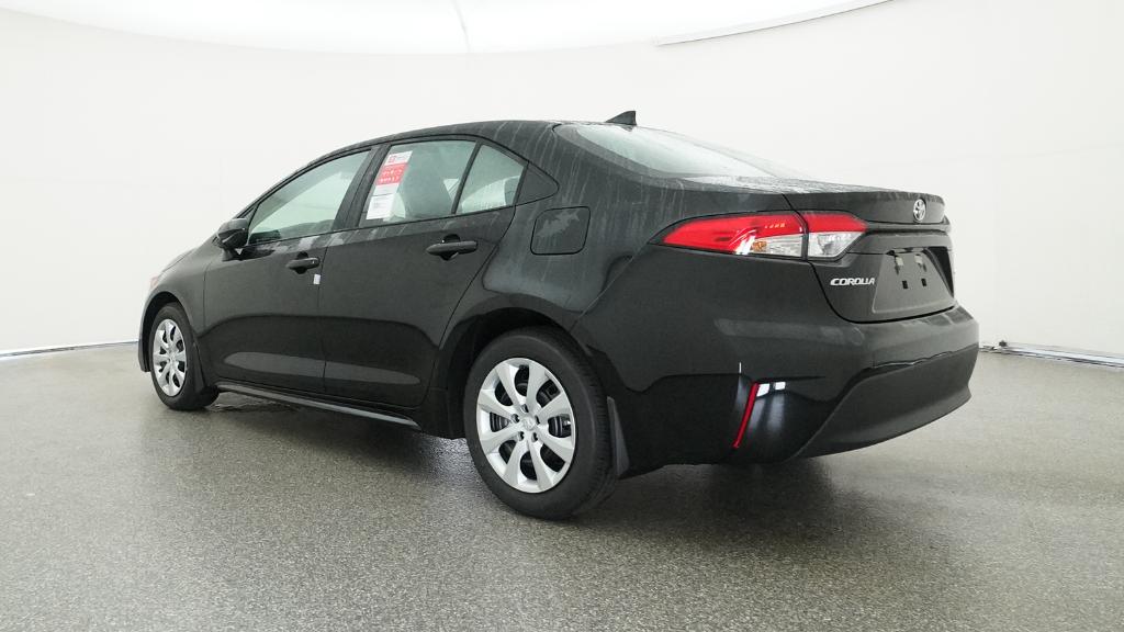 2025 Toyota Corolla LE photo 14