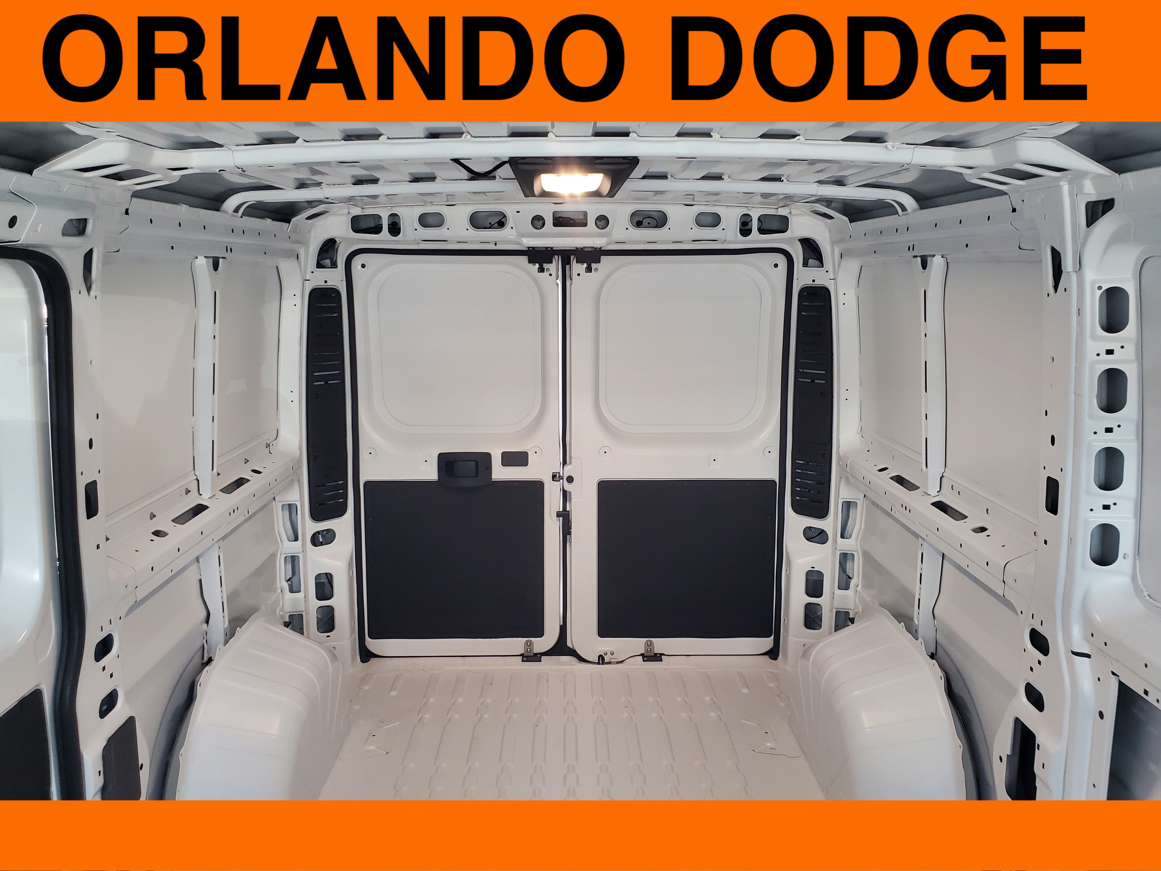 2024 Ram ProMaster 2500 photo 2