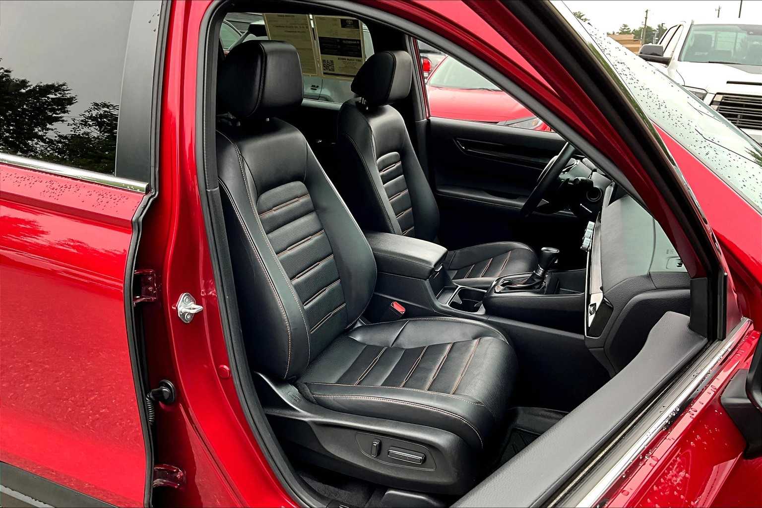 2023 Honda CR-V Hybrid Sport Touring photo 6