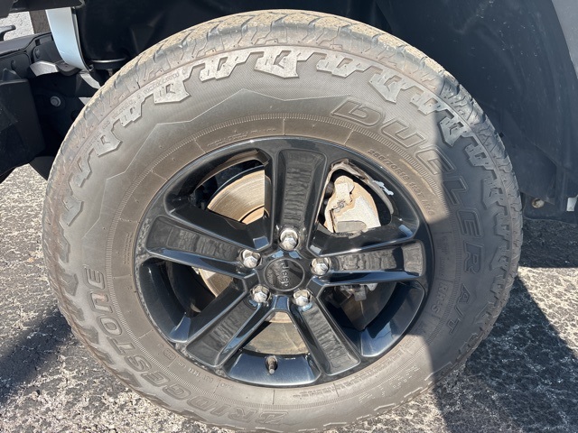 2022 Jeep Wrangler Unlimited Sahara Altitude photo 25
