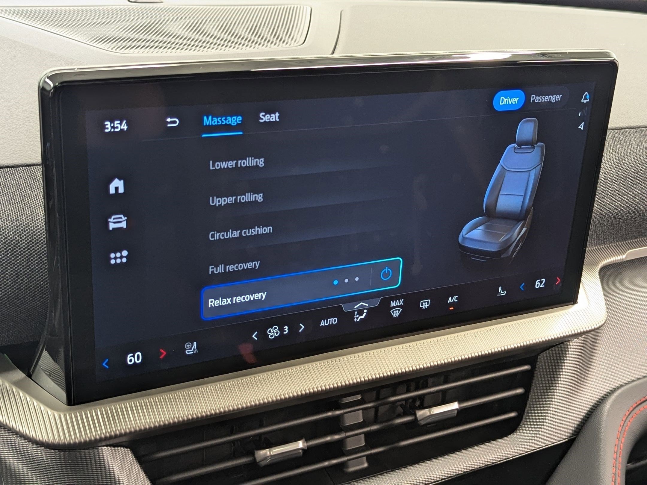 2025 Ford Explorer ST photo 28