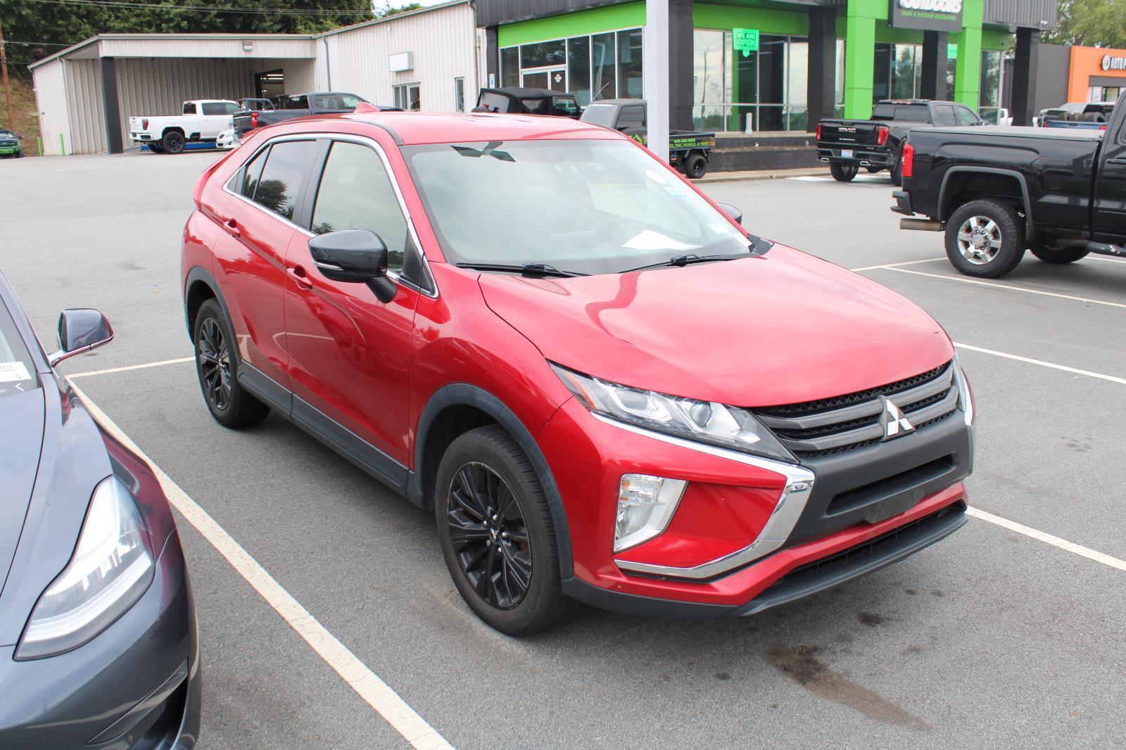 2019 Mitsubishi Eclipse Cross LE photo 3