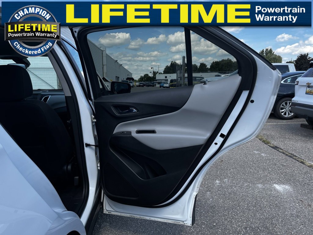 2021 Chevrolet Equinox LT photo 15