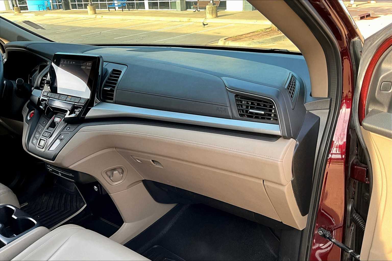 2019 Honda Odyssey Touring photo 17