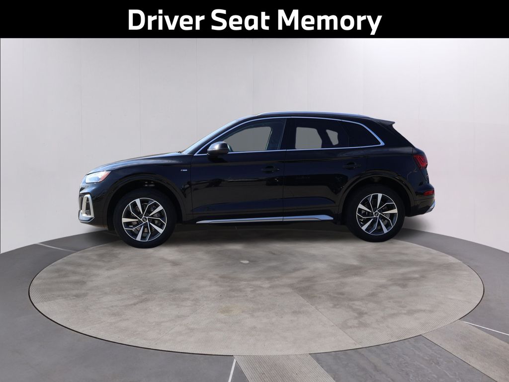 2022 Audi Q5 45 S line Premium photo 3