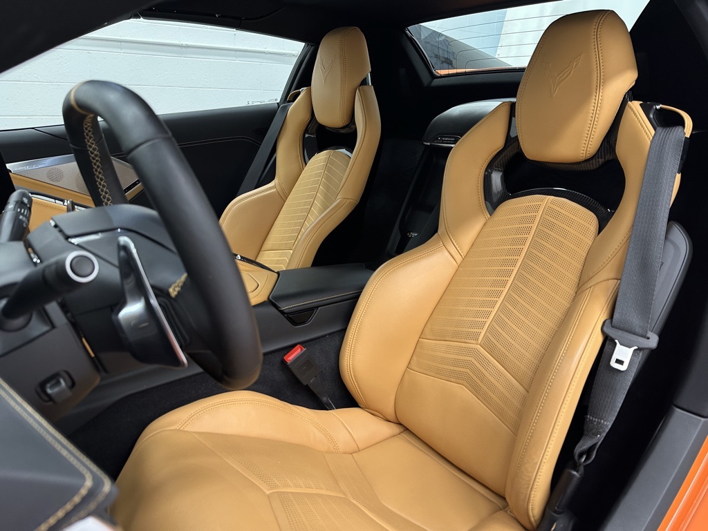 2022 Chevrolet Corvette 2LT photo 17