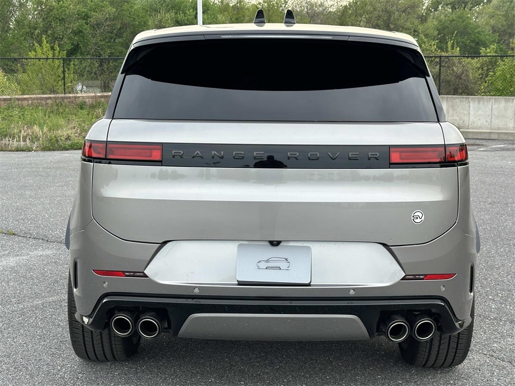 2024 Land Rover Range Rover Sport photo 15