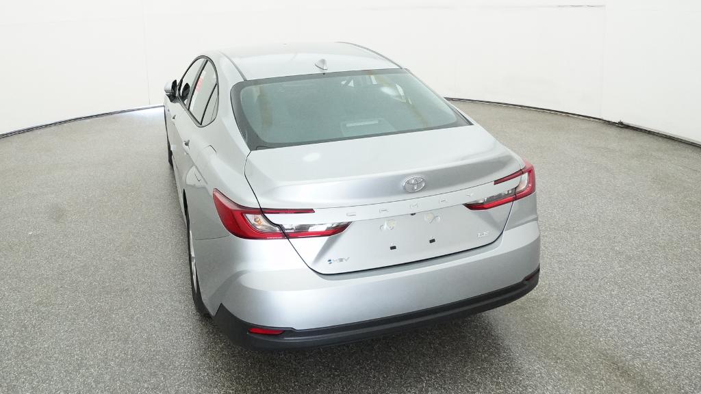2025 Toyota Camry LE photo 15