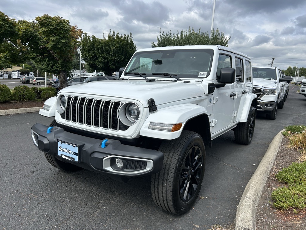 2024 Jeep Wrangler Sahara 4xe photo 4