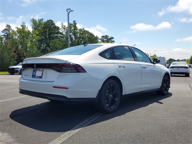 2025 Honda Accord SE photo 4