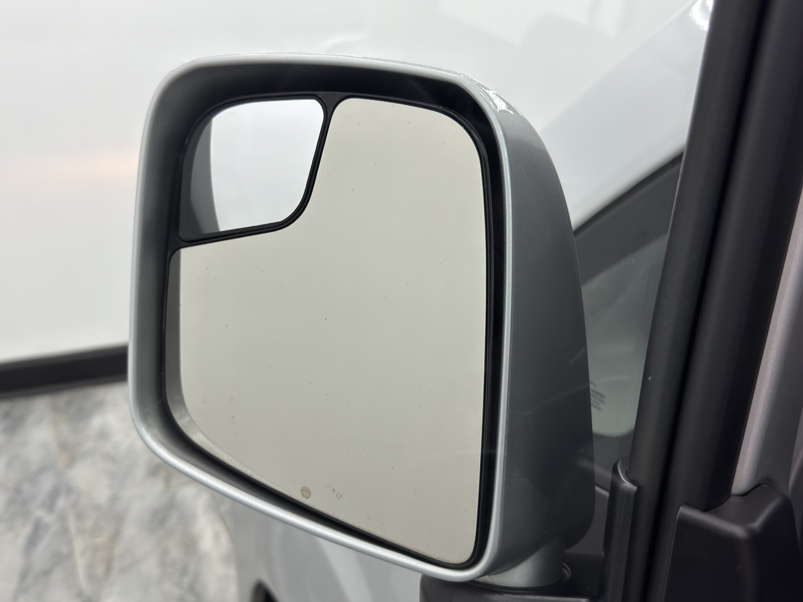 2020 Nissan NV200 SV photo 38