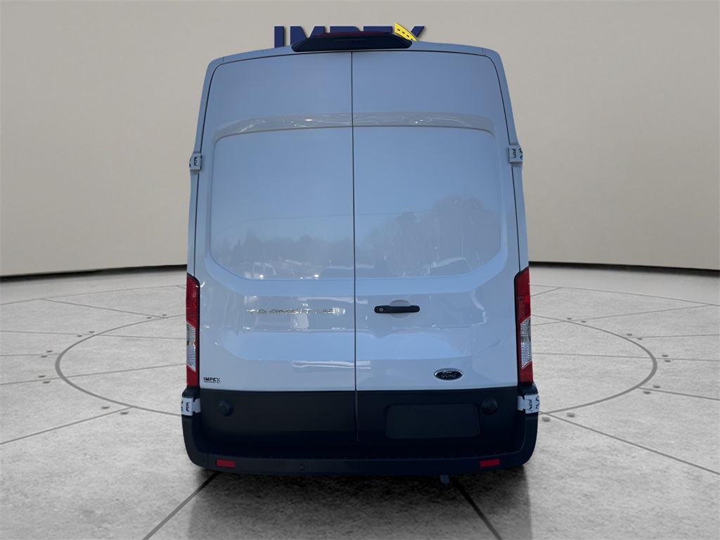2025 Ford Transit photo 3