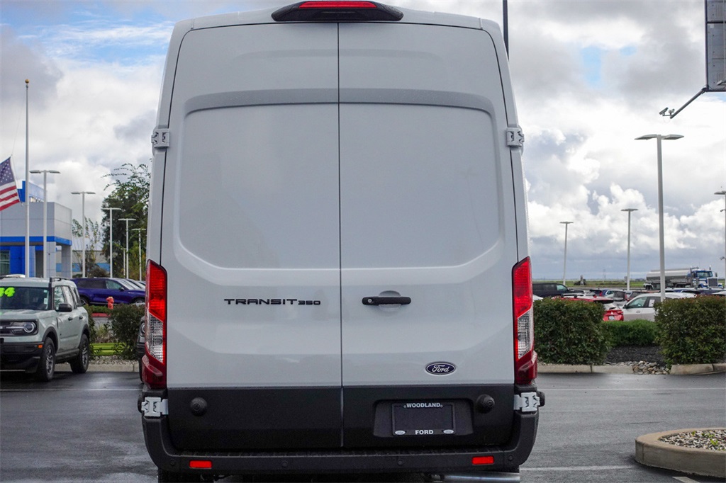 2026 Ford Transit Cargo photo 4